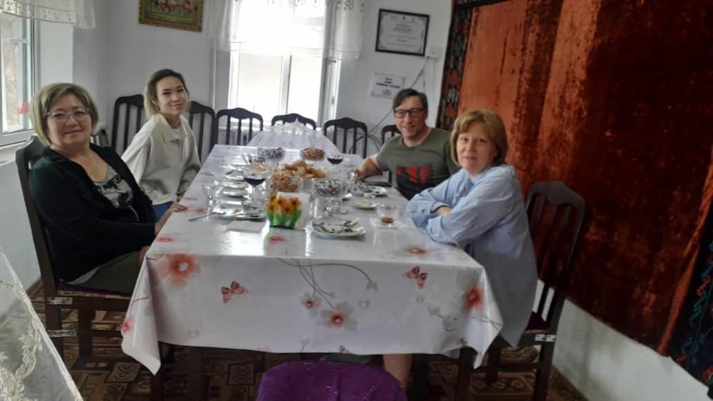 Guest House Kagan Toktogul 外观 照片