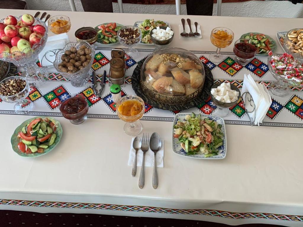 Guest House Kagan Toktogul 外观 照片