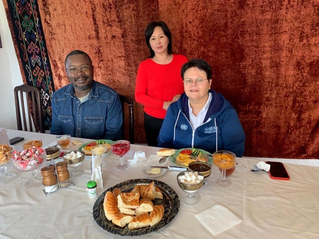 Guest House Kagan Toktogul 外观 照片