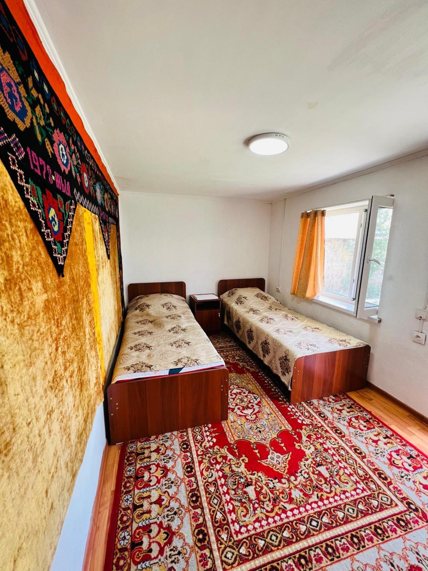 Guest House Kagan Toktogul 外观 照片