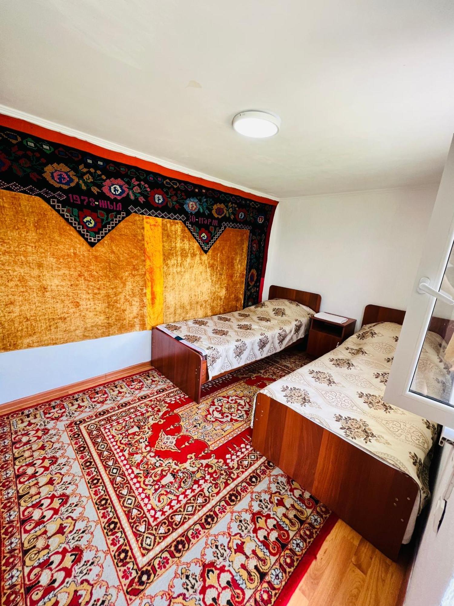 Guest House Kagan Toktogul 外观 照片